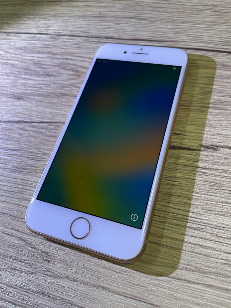 iPhone 8本体