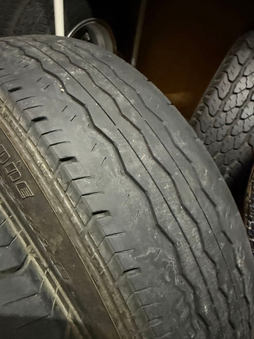 【格安】195/80R15 ハイエース純正　タイヤホイール4本