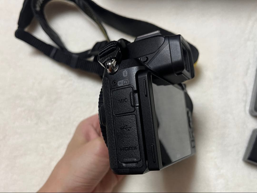 美品‼️nikon z50 ミラーレス一眼カメラ