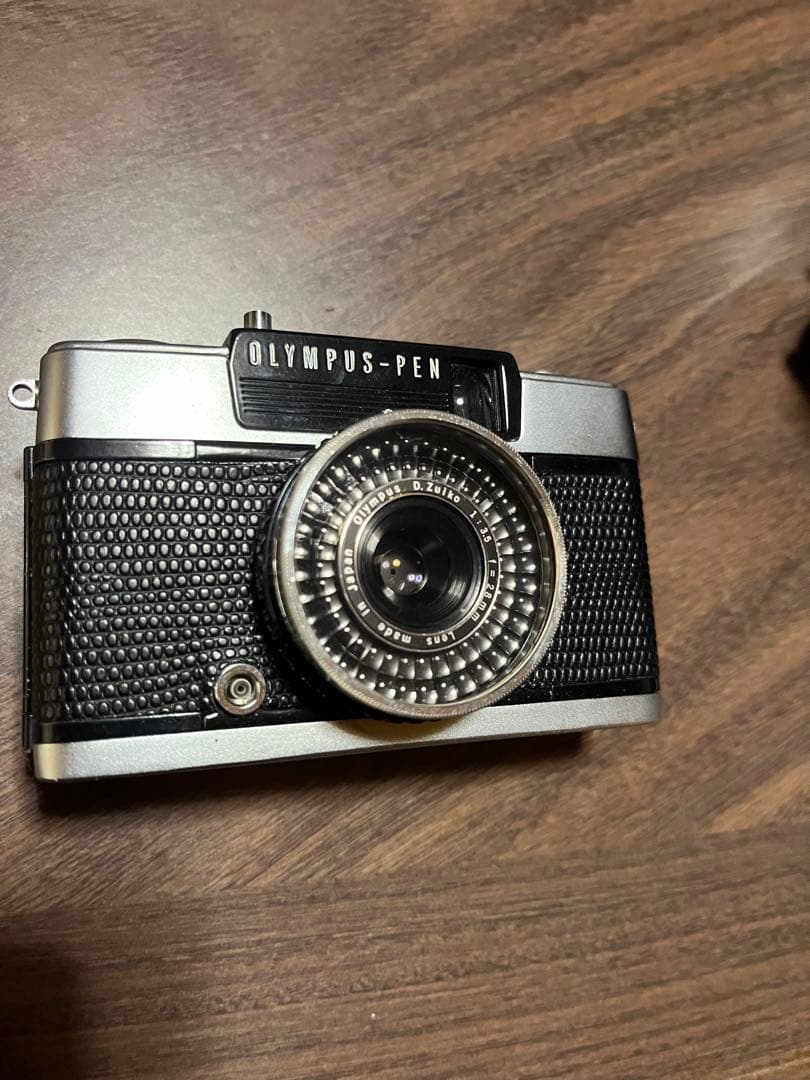フィルムカメラ Olympus Pen EE-3