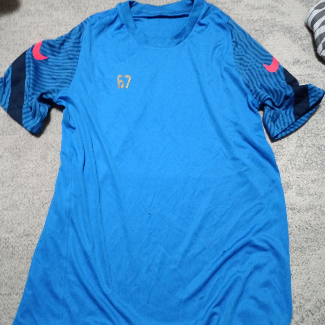 富士大学サッカー部　Nike サッカーTシャツパンツ