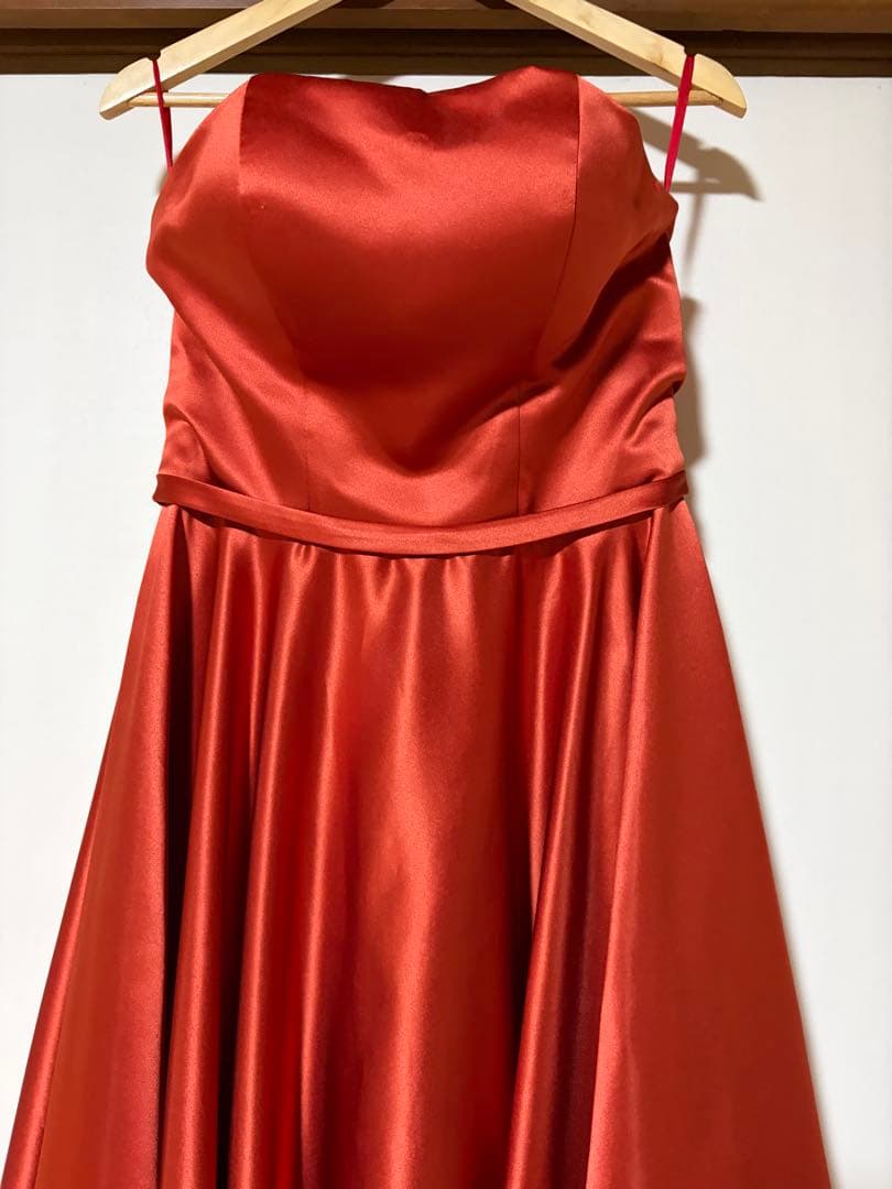 オレンジ サテン オフショルダードレス