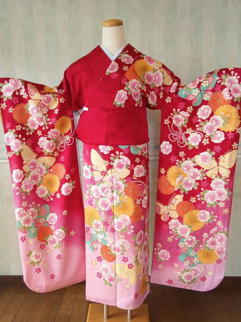 5165振袖単品　KANSAI寛斎ブランド 赤ピンク蝶　正絹　成人式卒業式結婚式