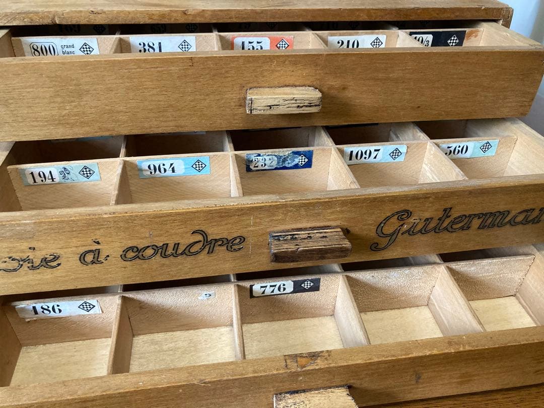 フランス アンティーク ギッターマン ソーイングキャビネット糸巻ディスプレイ什器