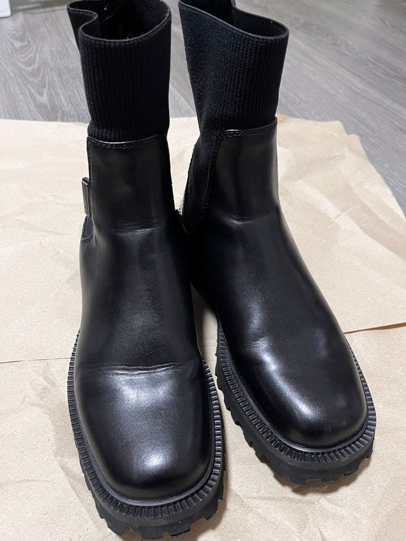 CHARLES&KEITHニットソックス リッジッドソールチェルシーブーツ 37