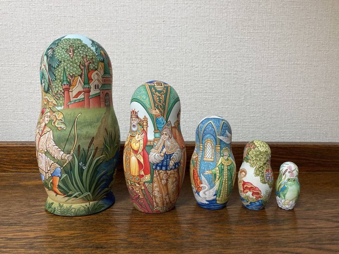 ロシア雑貨☆民話マトリョーシカ「蛙の王女」(5P)コブロフ工房