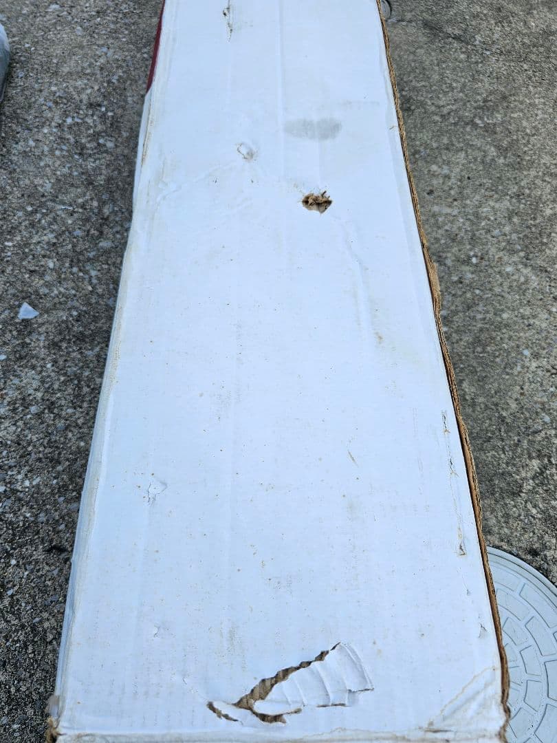 【未使用】カンタンタープ　KT915KYG　240×240×230cm 箱に汚れ