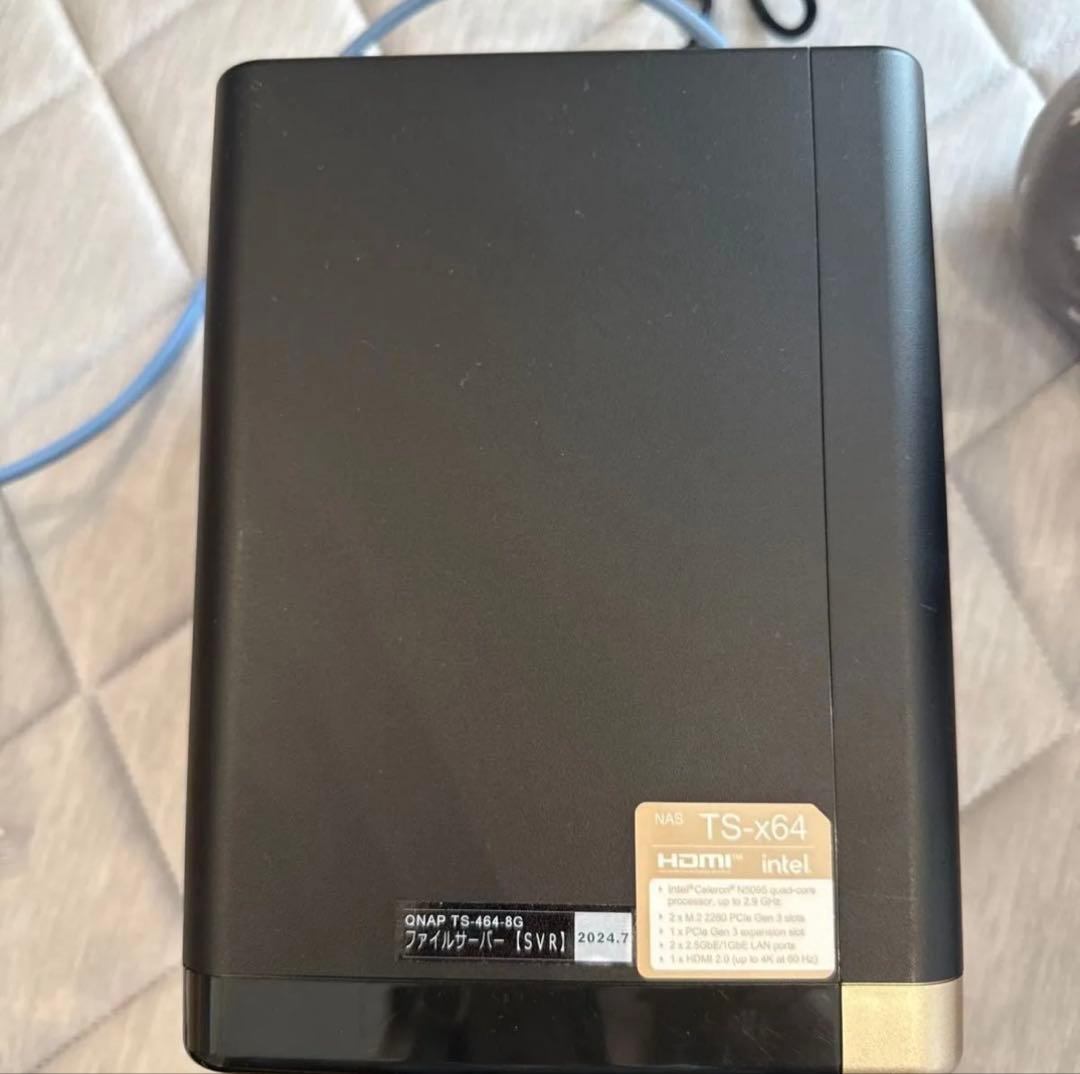 QNAPのNAS、TS-464-8Gファイルサーバー