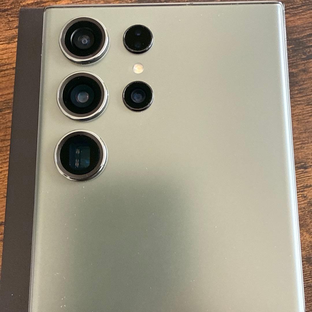 Samsung Galaxy S23 Ultra グリーン 本体