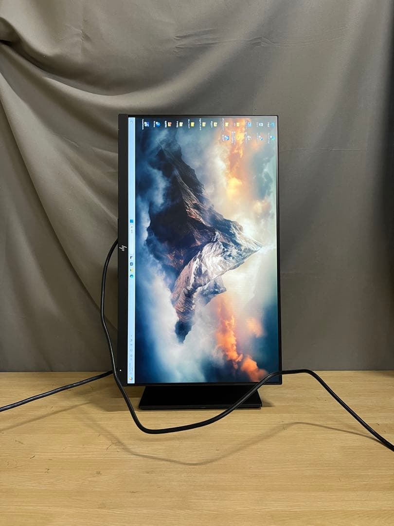 HP Z23n G2 23インチモニター　PS4対応　高さ調整　回転機能