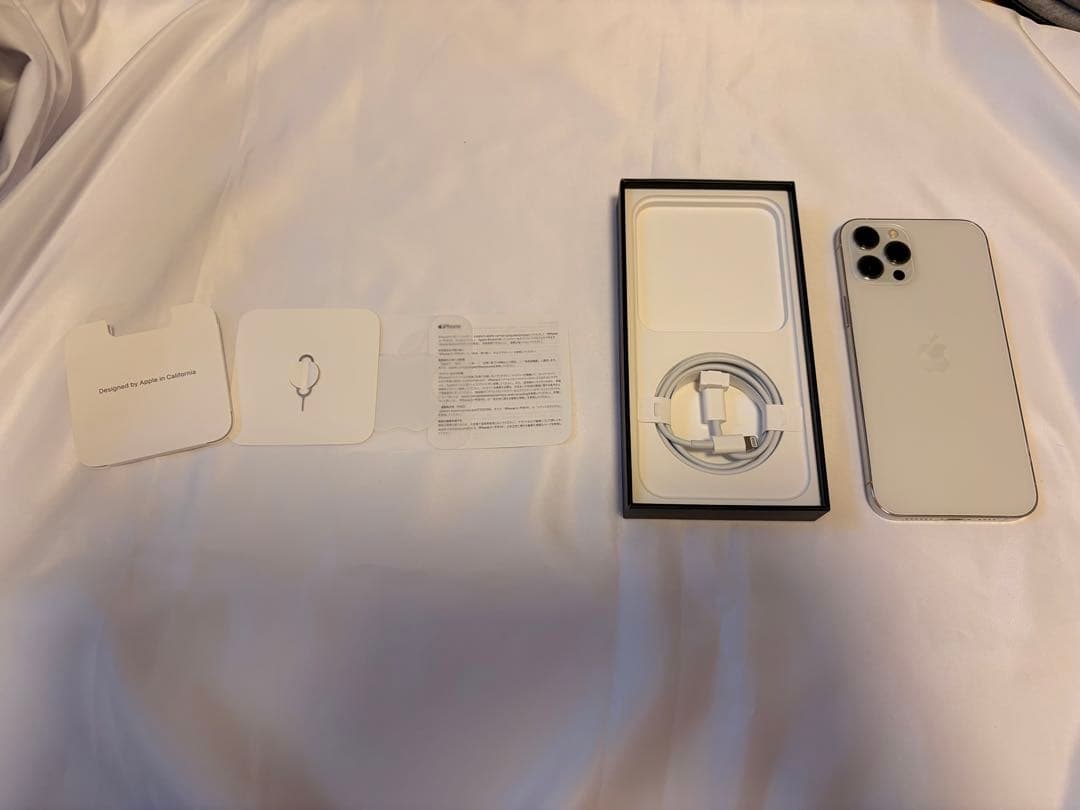 iPhone12 Pro Max 512G シルバー