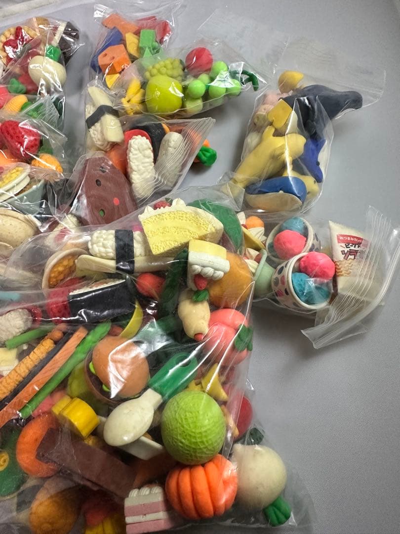 キャラクター消しゴムセット おもしろ消しゴム 大量