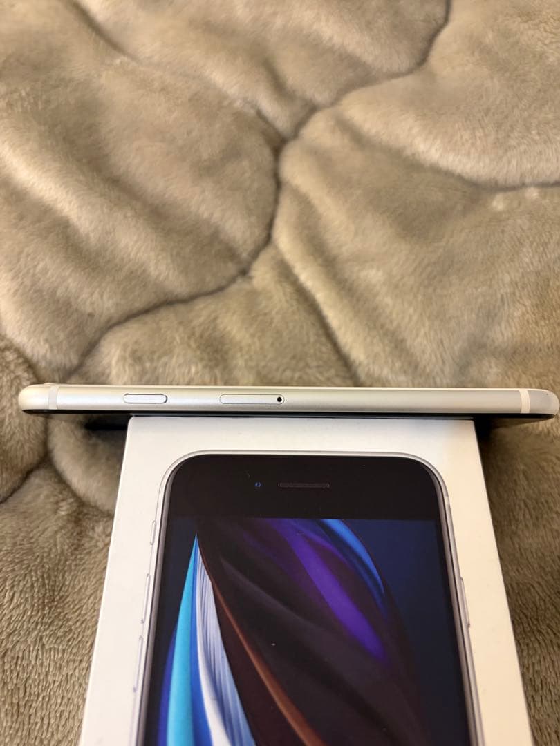 Apple iPhone SE2 SE 第二世代 128GB