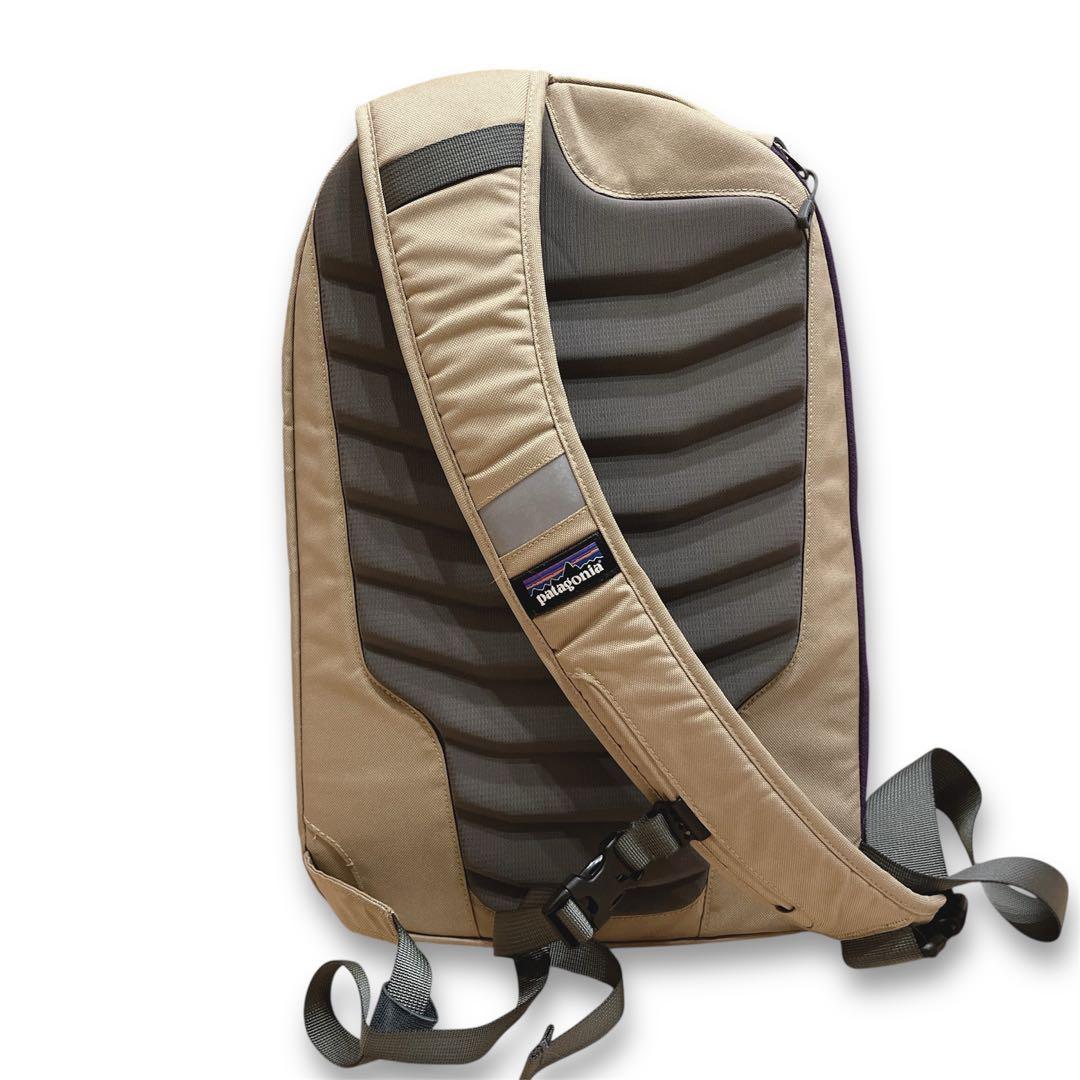 パタゴニア マススリング ショルダーバッグ ボディバッグ 9L ベージュ