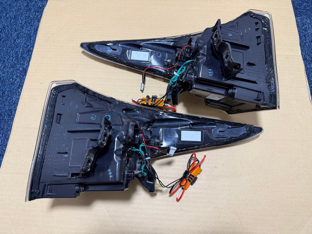 【ディエゴ】50プリウス テールランプ シーケンシャル