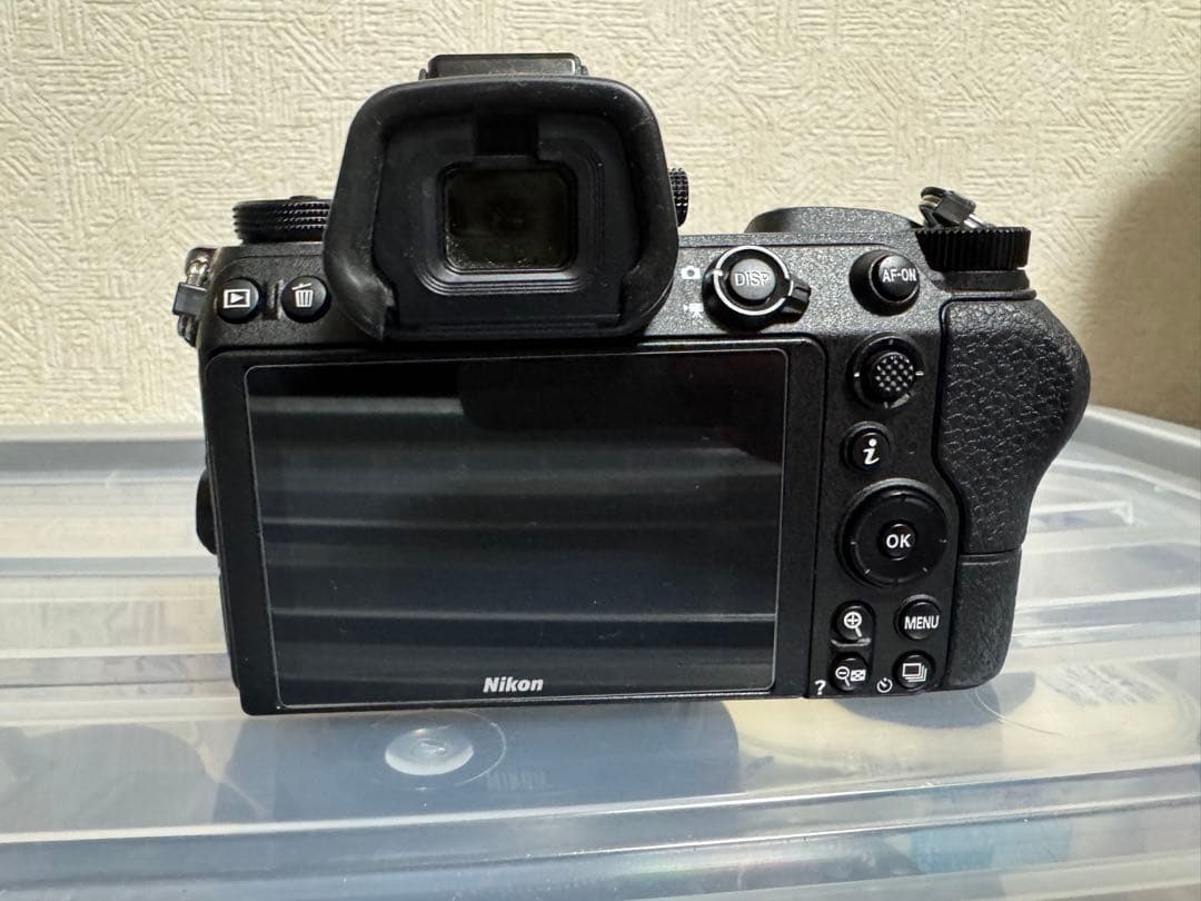 Nikon Z 6 ミラーレス一眼カメラ