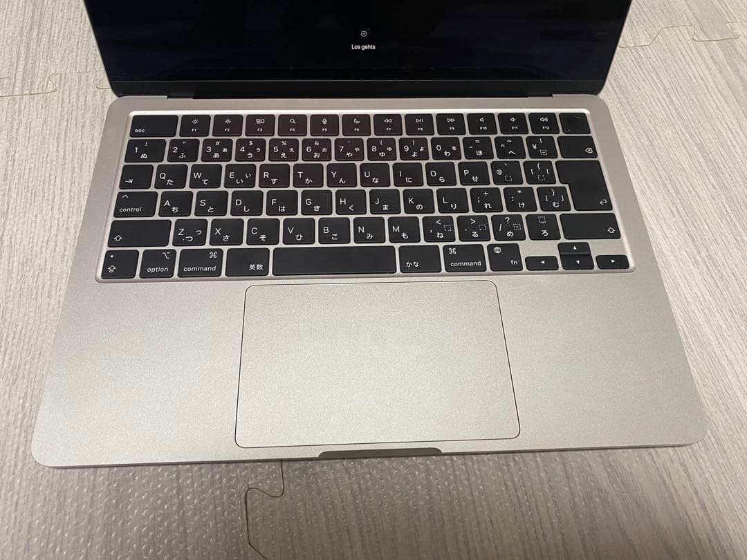 MacBook Air 13インチ M2 16GB SSD256GB