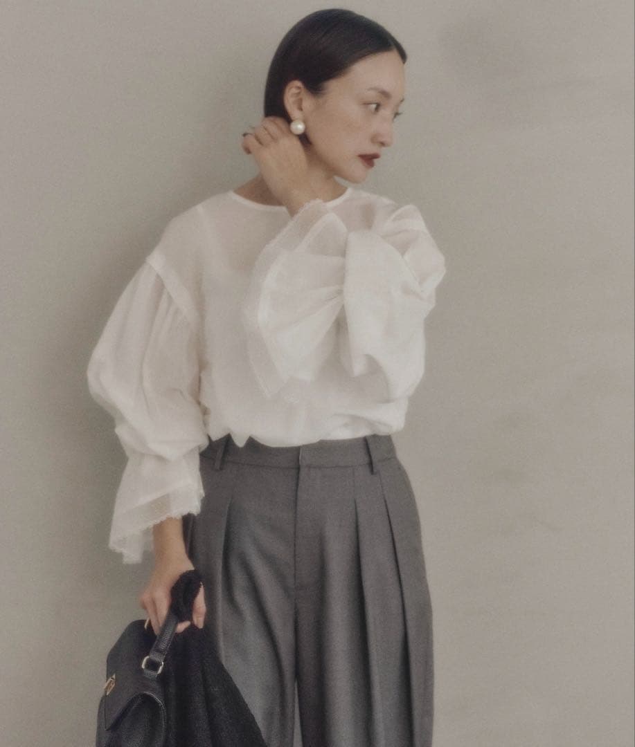 PUAL CE CIN フレア袖口レースブラウス
