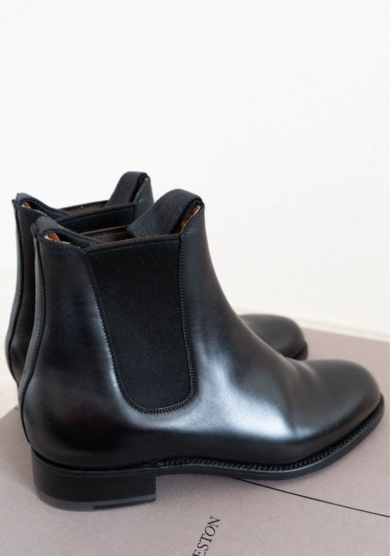 ブラックレザー サイドゴアブーツ