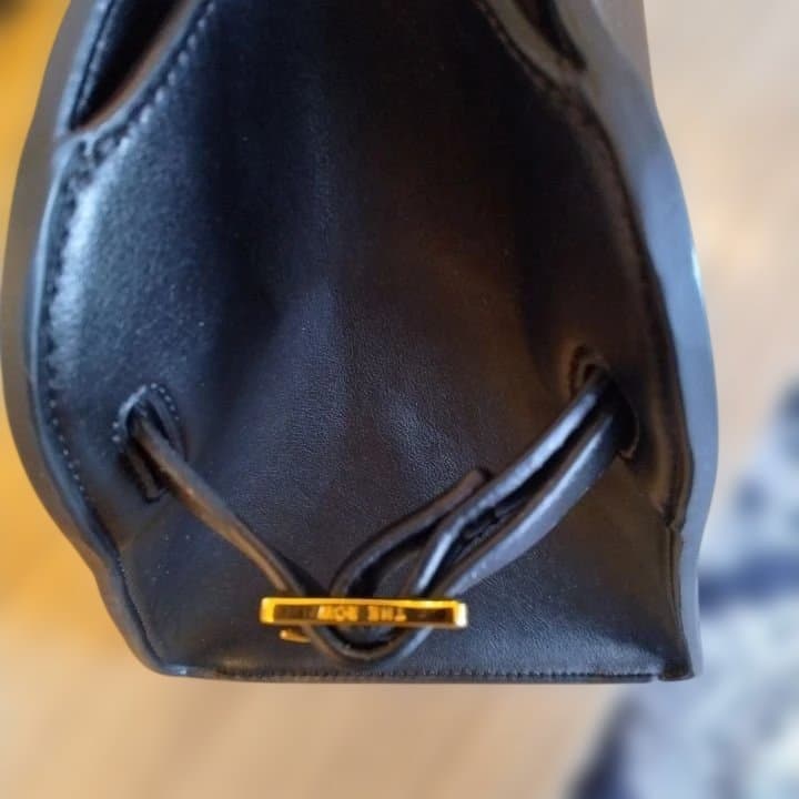 THE ROW 風 黒 ハンドバッグ