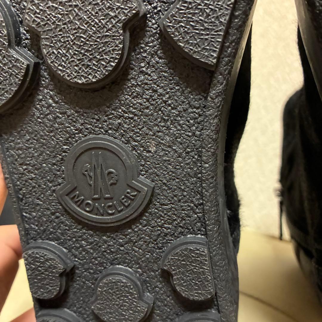 MONCLER ハラコレザーブーツ サイドジップ