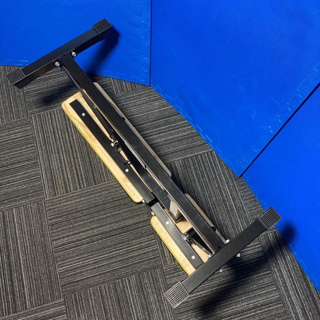 フラット インクラインベンチ。 ボディメーカー