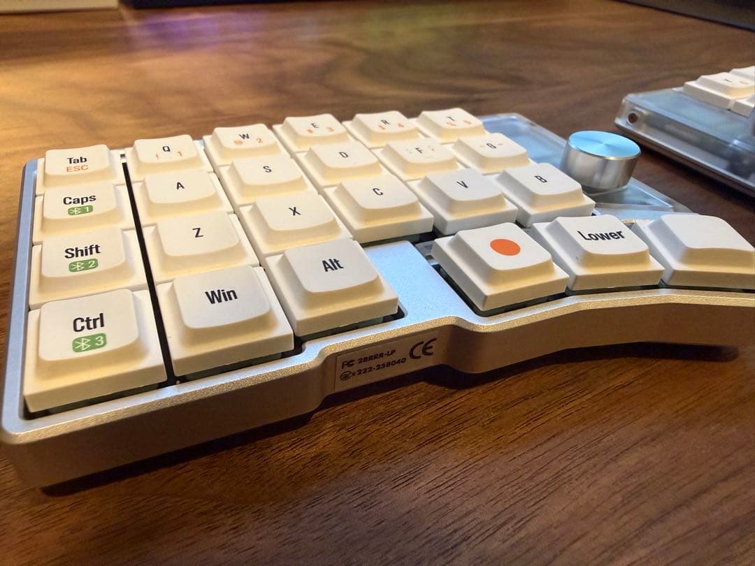 れ*ん様 Cornix LP 無線分割キーボード + 追加キーキャップ