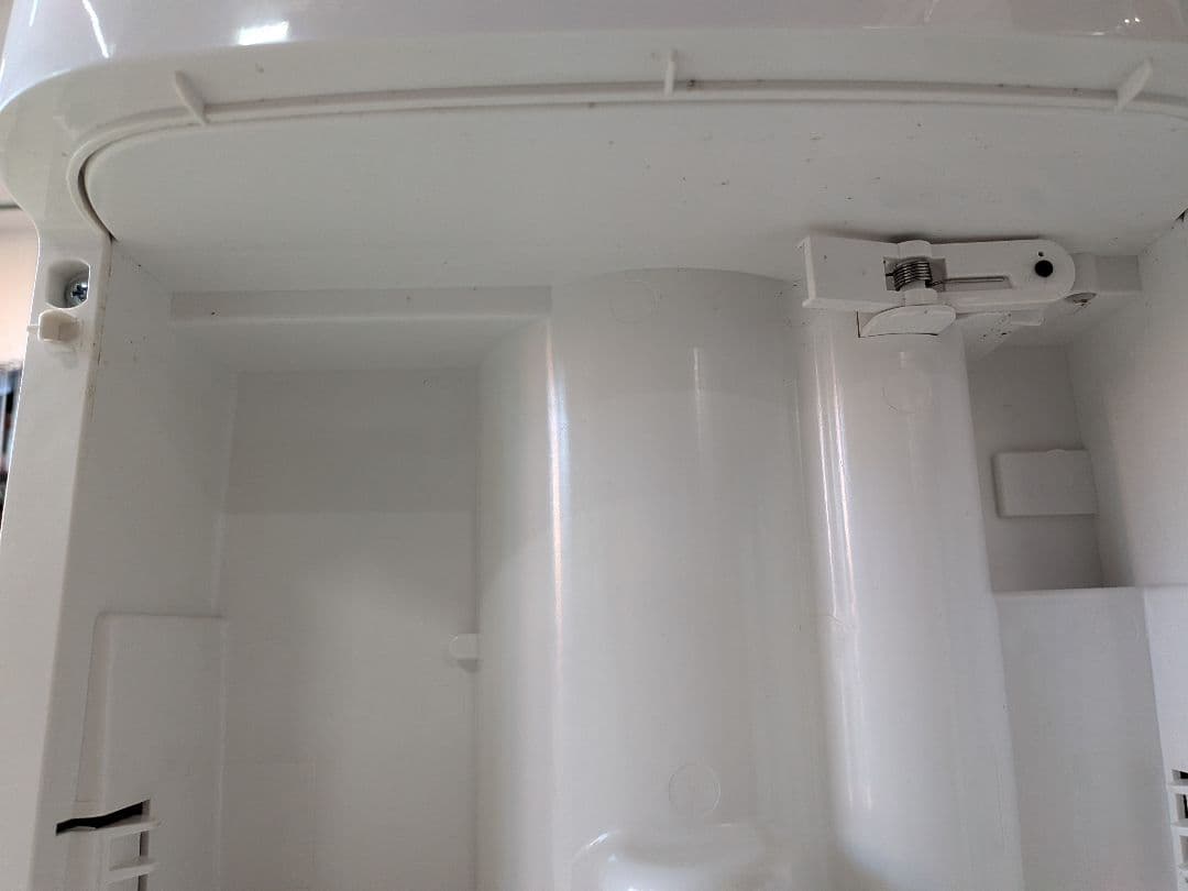 SHARPプラズマクラスター除湿機 衣類乾燥機 CV-E71　中古