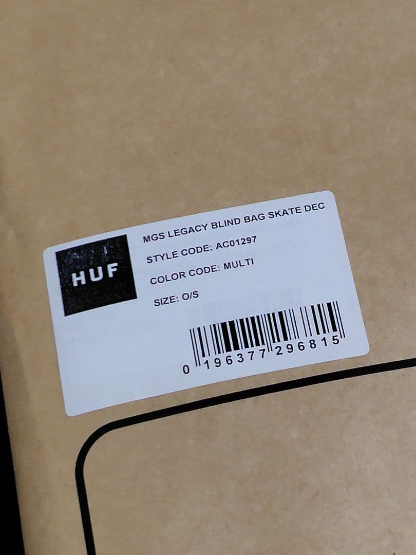 HUF　メタルギア　スケートボード　デッキ　新品　未開封　MGS ハフ
