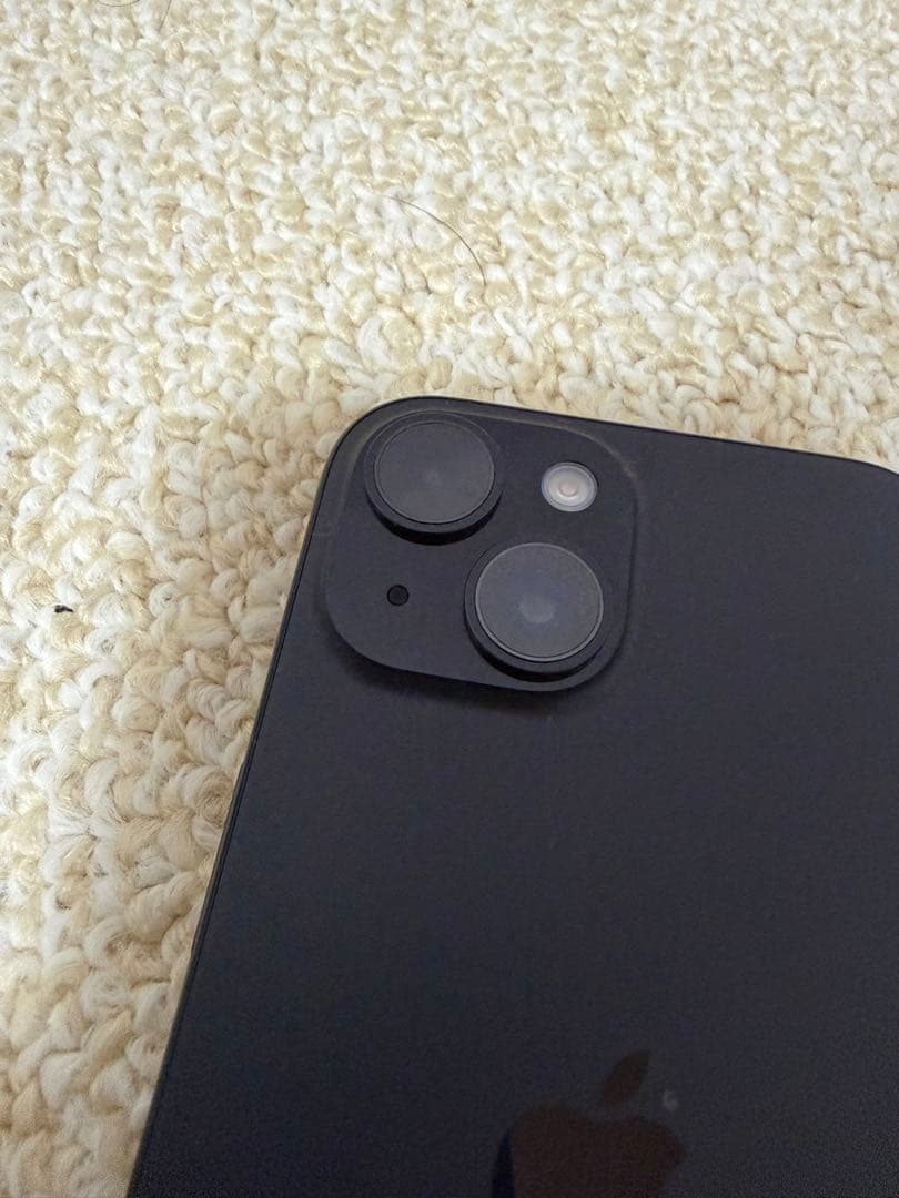 Apple iPhone 15 本体　256GB