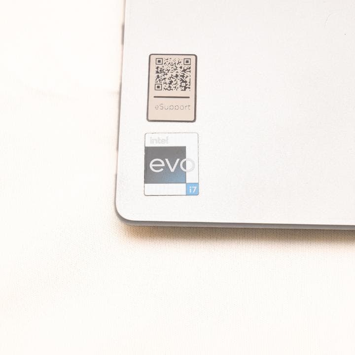 と*も様 Yoga Slim 770i ProX 14.5型 第12世代Inte