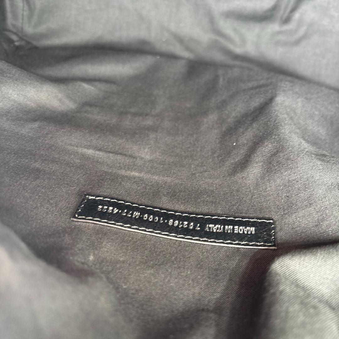 新品未使用 現行 バレンシアガ SUPERBUSY ラージ スリングバッグ 黒