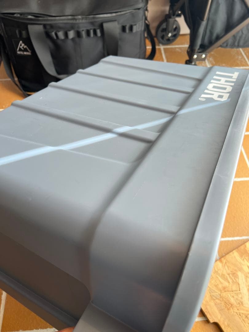 旧ロゴ THOR 収納ボックス グレー 75L 天板付き