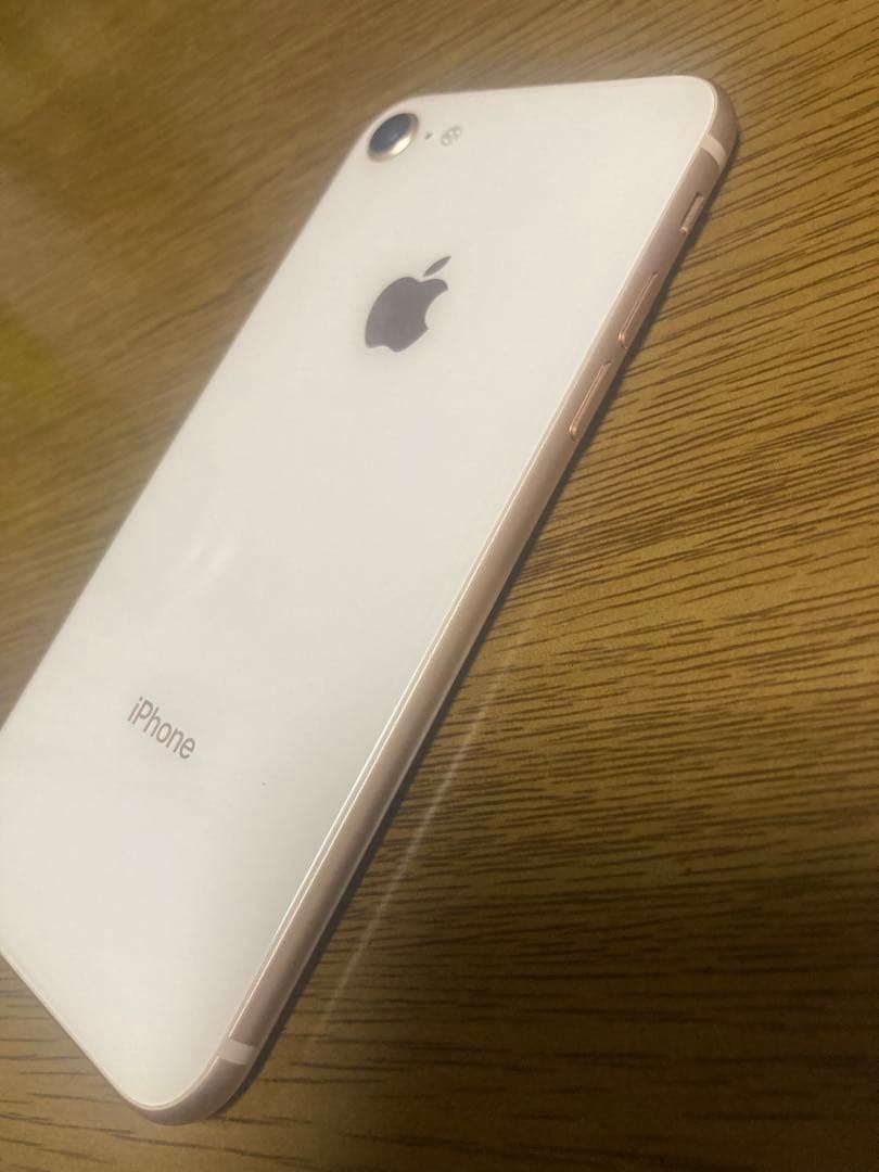 Apple iPhone 8 ゴールド 本体のみ