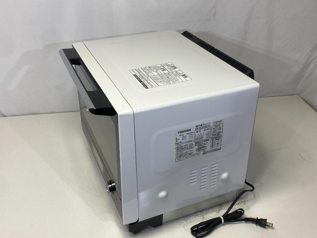 TOSHIBA オーブンレンジ　ER-SD3000(W)　2020年製