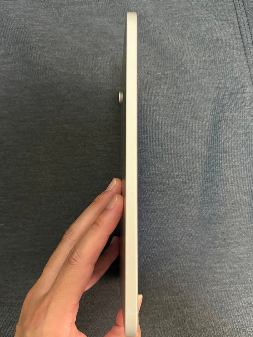 iPad mini 6 wi-fiモデル 64GB スターライト