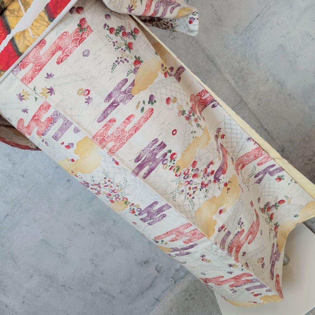 紬　帯締め帯揚げ　3点セット　着物　正絹　花　カラフル　色彩　白地　しつけ糸D2