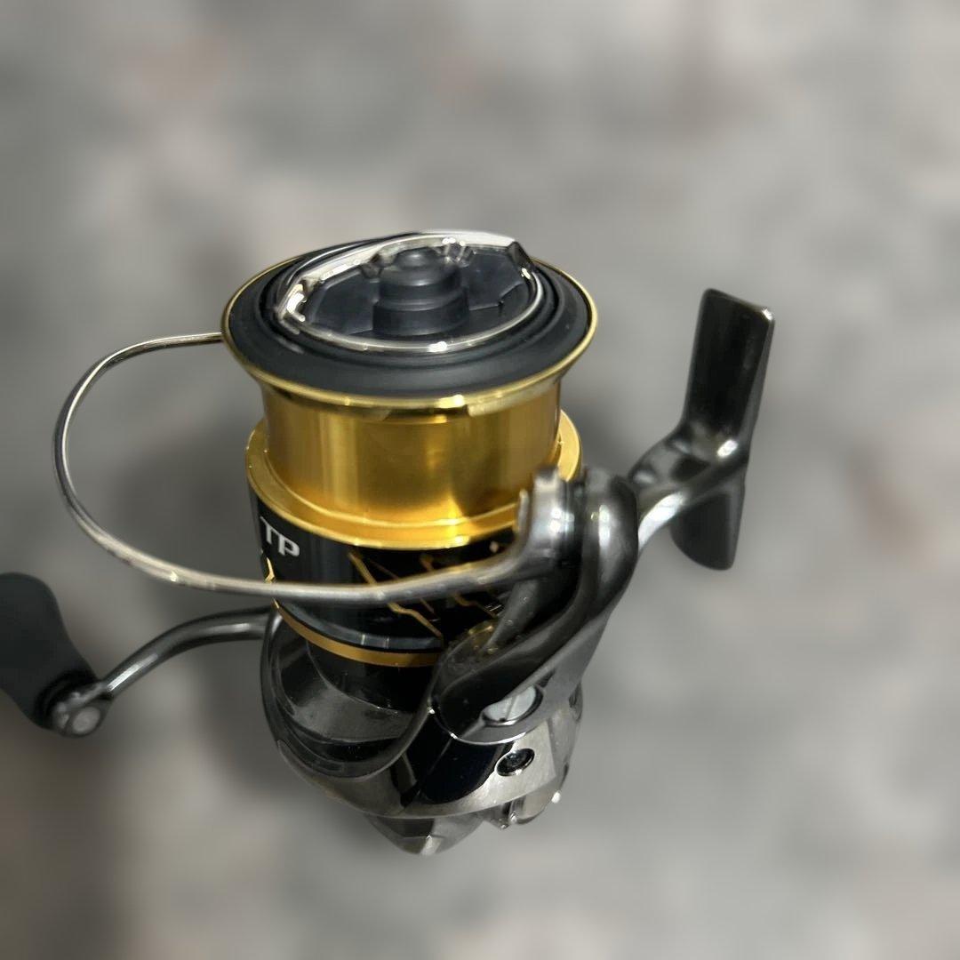 【美品】20ツインパワーC2000S ios ラインローラーカスタム