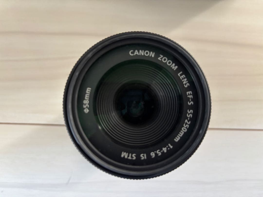 【中古品】Canon EOS Kiss X9i ダブルズームキットおまけ付き