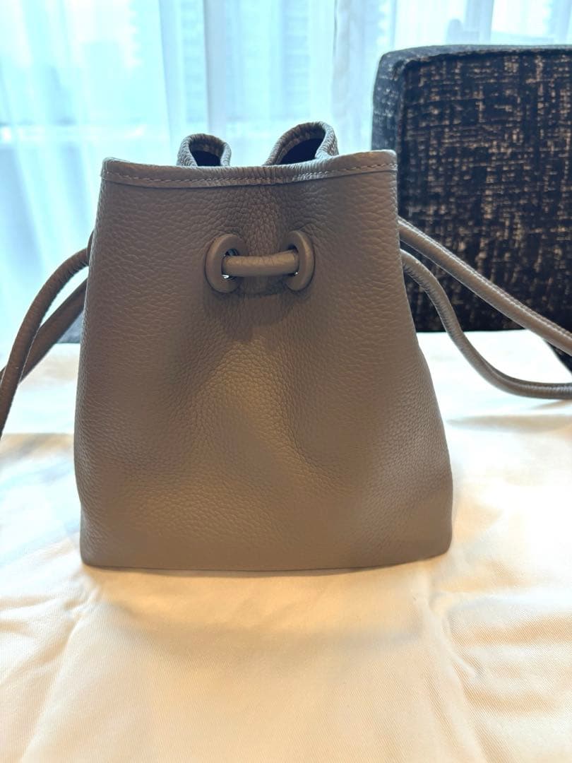 美品　VASIC BOND MINI 保存袋　ギャランティカード　中敷きあり