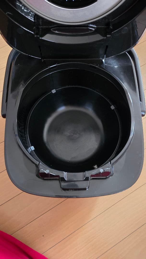 象印炊飯器 豪炎かまど釜　NW-JU18 黒　2019年製