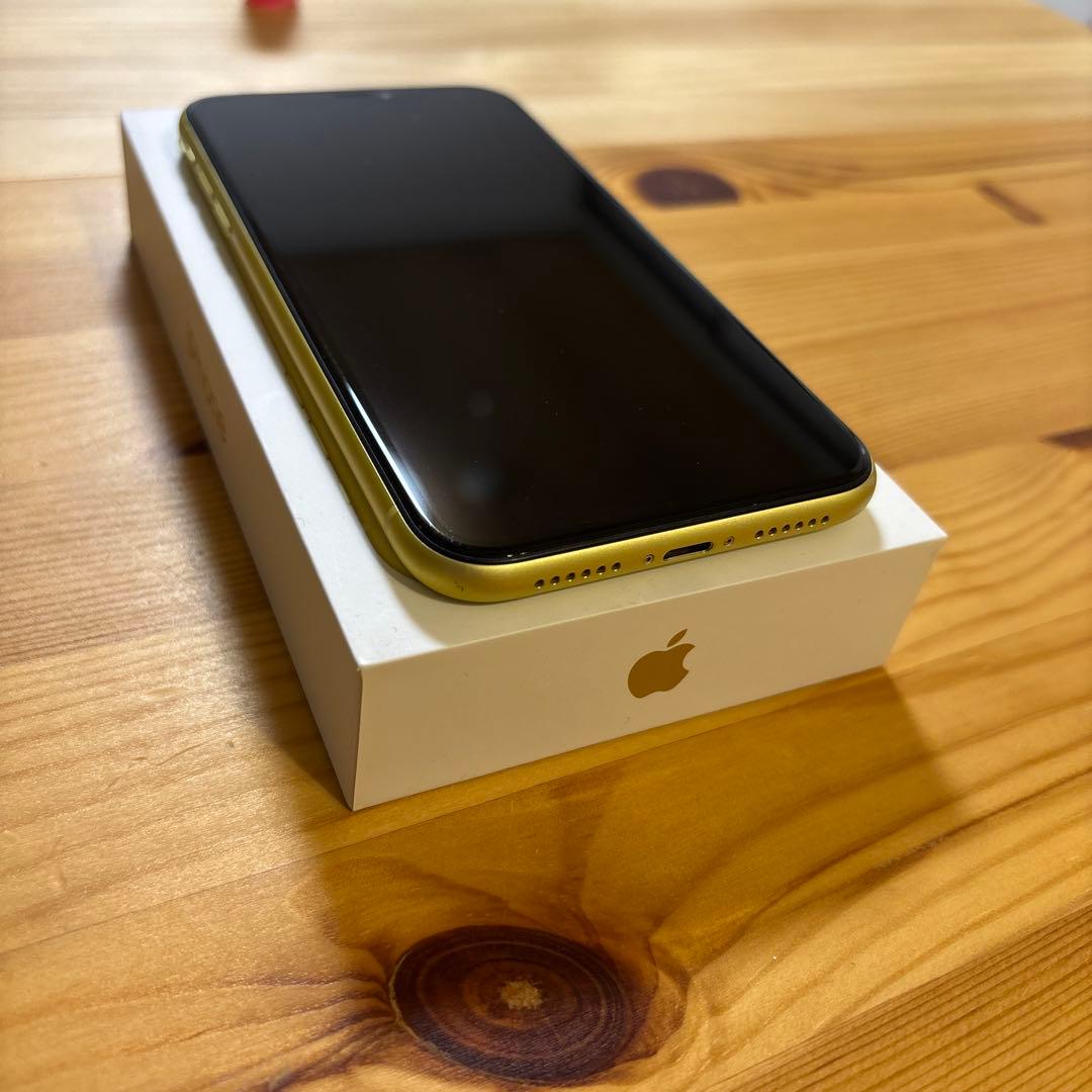 Apple iPhone 11 64GB イエロー 本体