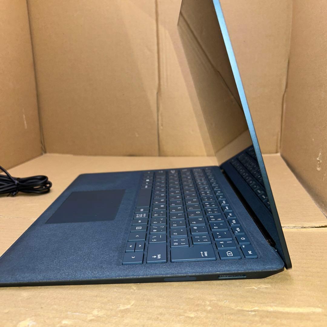 Microsoft Surface Laptop 第1世代 Model 1769