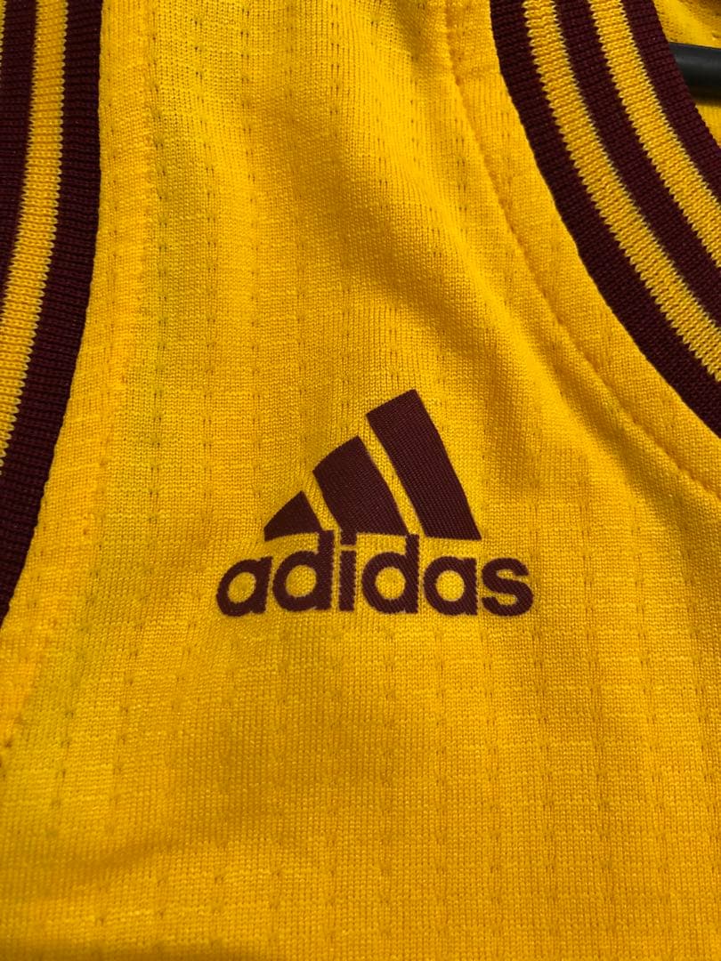 【キューピー】【未使用タグ付】レブロン　CAVS ユニフォーム　黄色