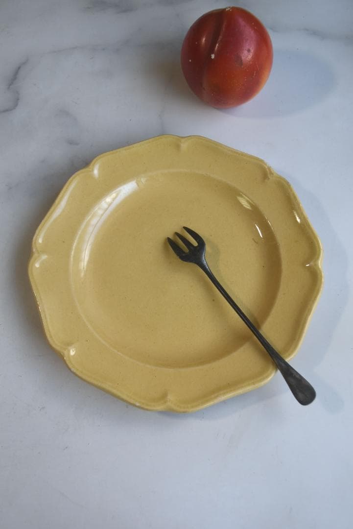 訳有3枚組　19世紀アプト窯　黄釉花リム　デセール皿　アンティーク　金継