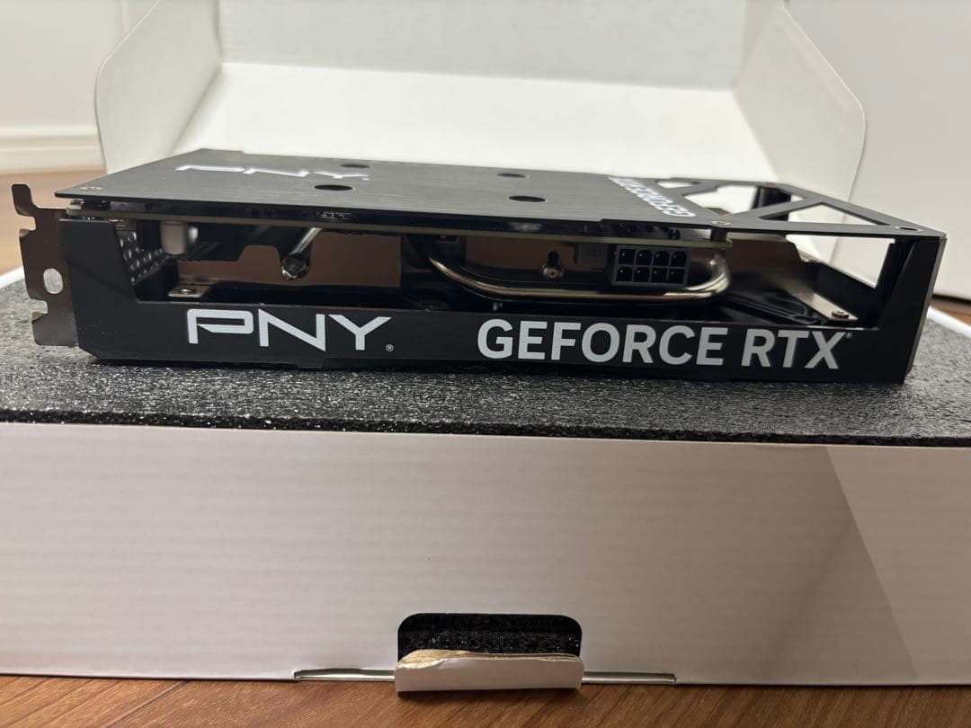 PNY GEFORCE RTX 4060グラフィックボード