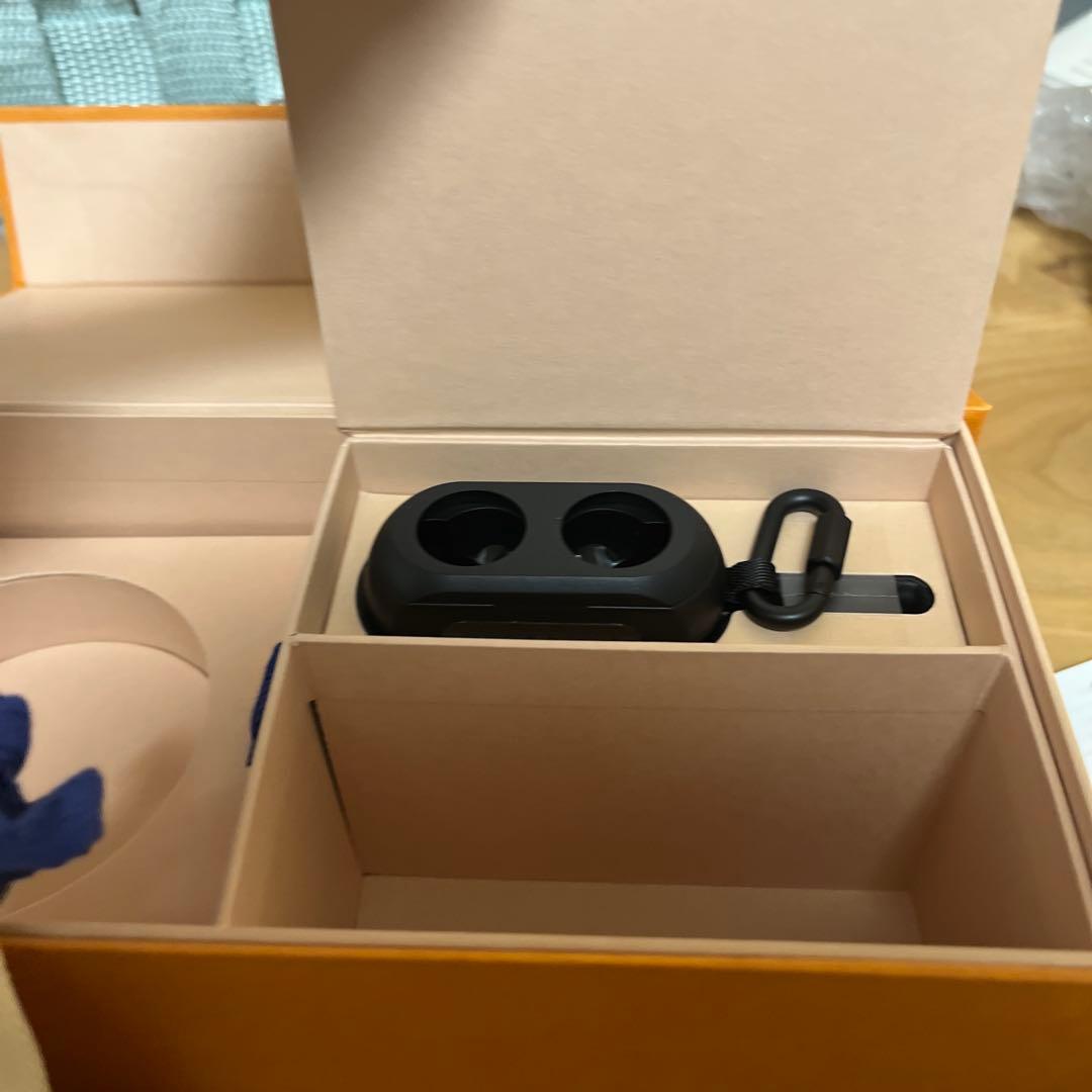 ルイ・ヴィトン ホライゾン ライト・アップ イヤホン ゴールド