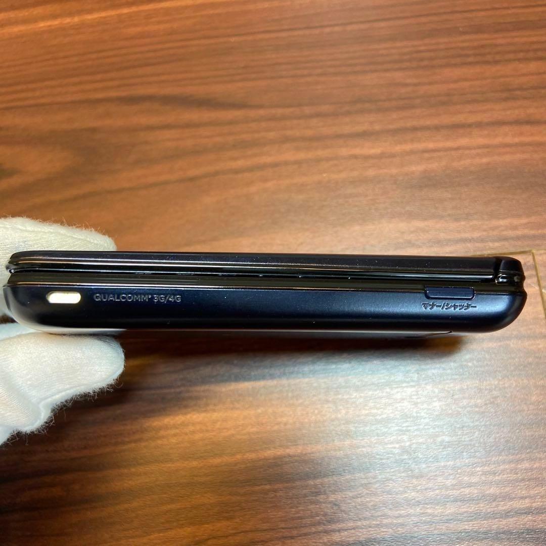 au KYOCERA KYF37SKA グラティーナ ガラケー 3477