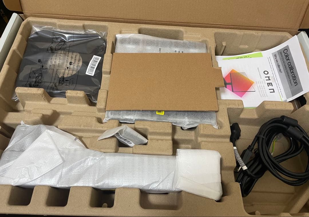 T*m様 OMEN 27q G2 180Hz ゲーミングディスプレイ