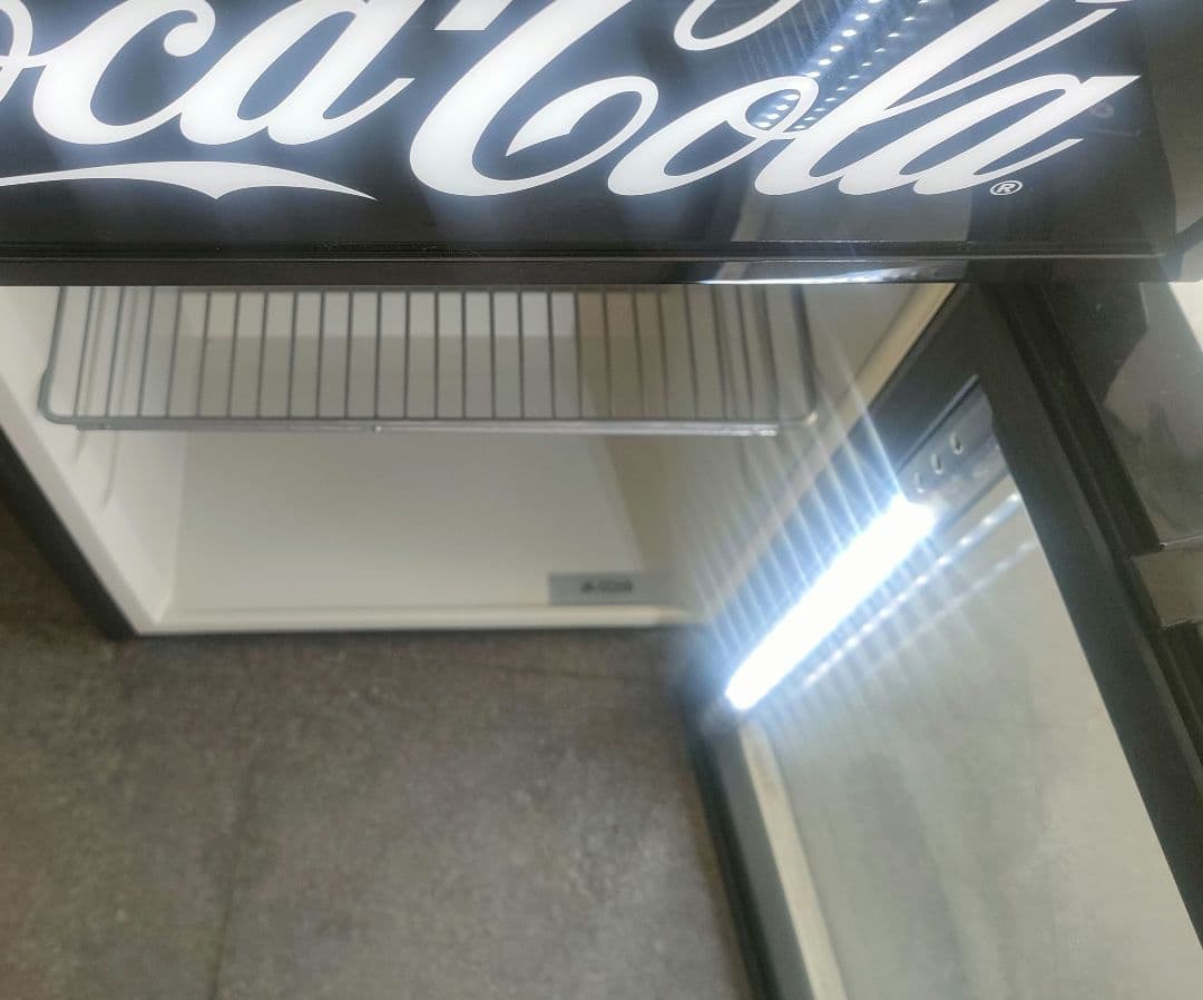 【ジャンク品】Haier　コカコーラ 冷蔵庫 非売品　ブラック
